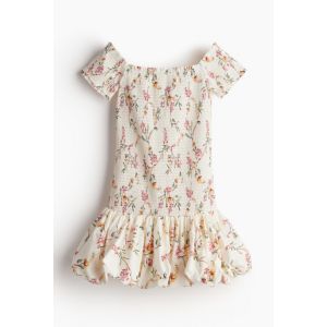 Rochie cu fronseuri si cu umerii goi