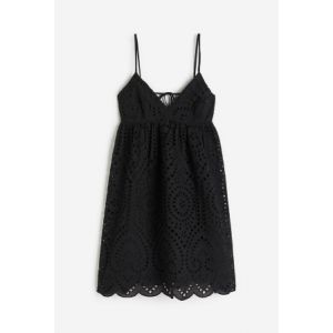 Rochie cu broderie englezeasca