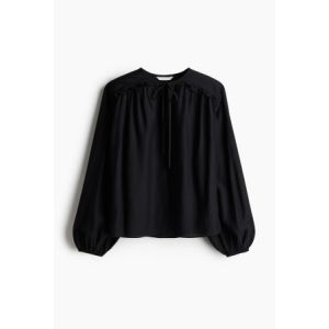 Bluza cu volanase