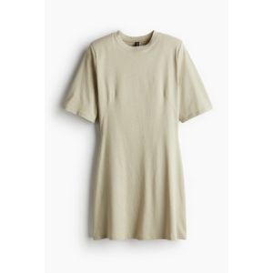 Rochie-tricou cu pernite la umeri