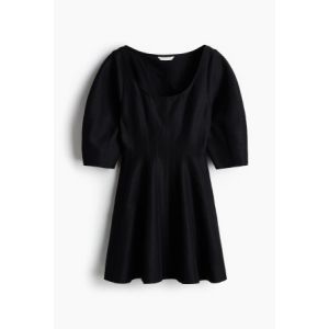 Rochie cu decolteu adanc