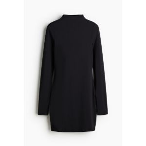 Rochie mini cu guler inalt
