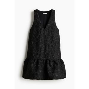 Rochie din tesatura jacard bufanta la baza