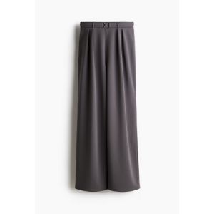 Pantaloni eleganti cu catarama