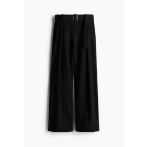 Pantaloni largi cu cordon