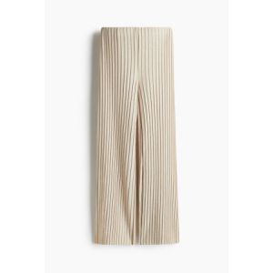 Pantaloni tricotati cu torsade