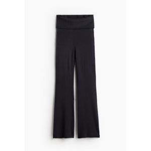 Pantaloni evazati tricotati fin
