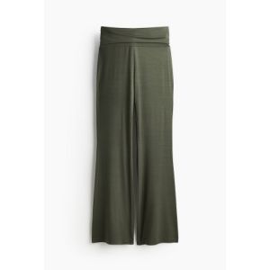 Pantaloni evazati din jerseu