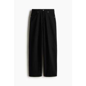 Pantaloni de twill largi pe picioare