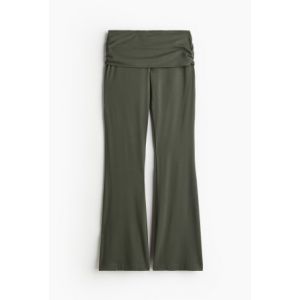 Pantaloni evazati din jerseu