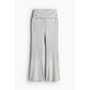 Pantaloni evazati din jerseu