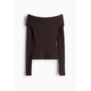 Bluza tricotata reiat cu umerii goi