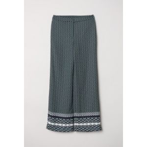 Pantaloni cu motive