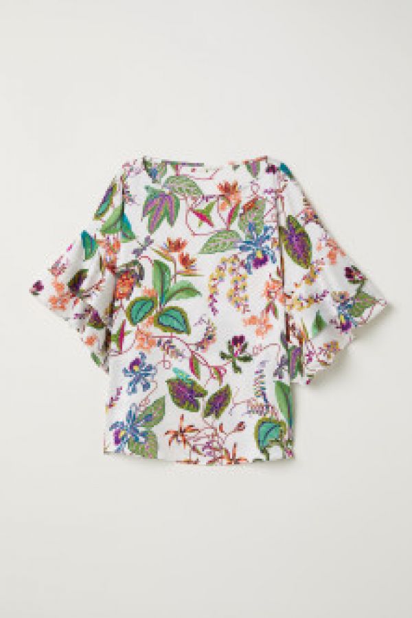  Bluza cu volane la maneci