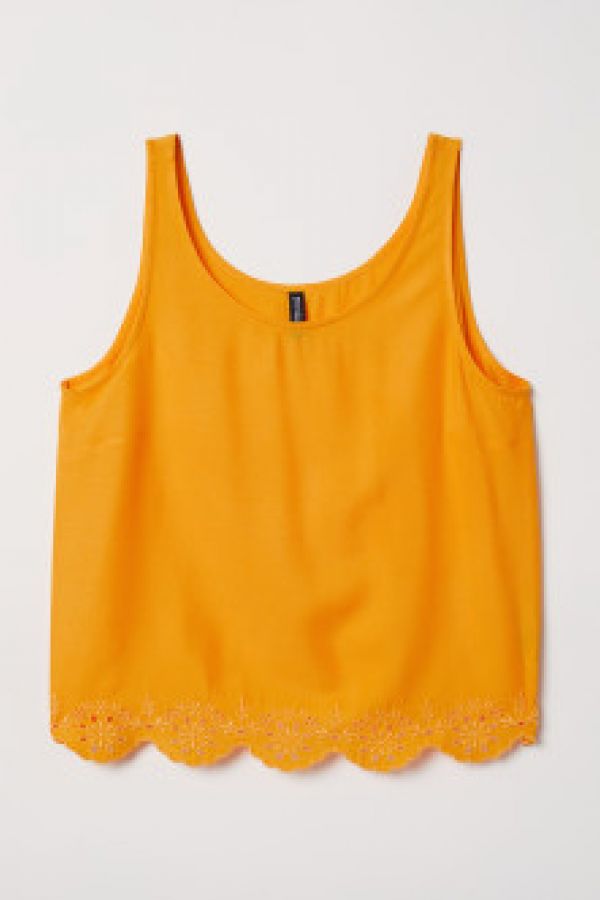  Bluza cu broderie englezeasca