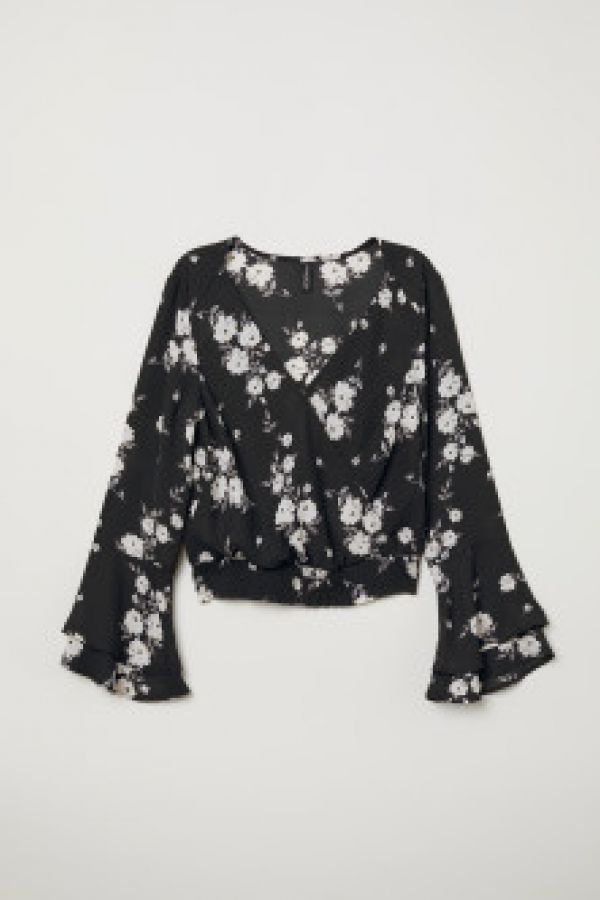  Bluza petrecuta in V