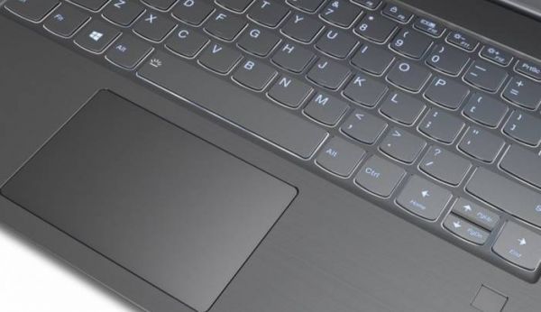  Laptop Lenovo V330-14IKB Intel Core Kaby Lake R (8th Gen) i5-8250U 256GB SSD 8GB Win10 Pro FullHD Fingerprint