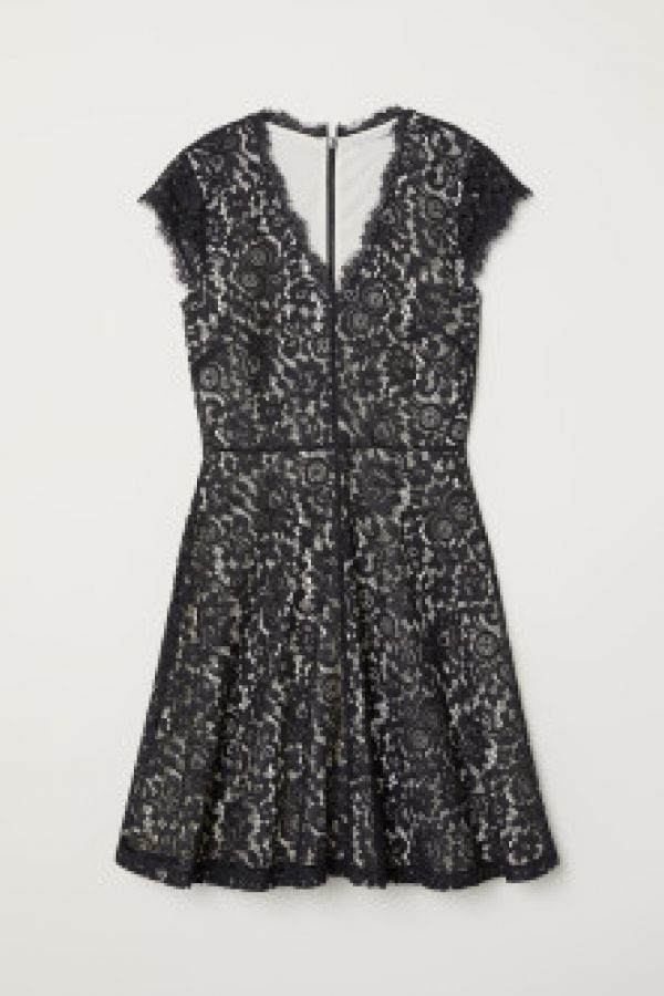  Rochie de dantela