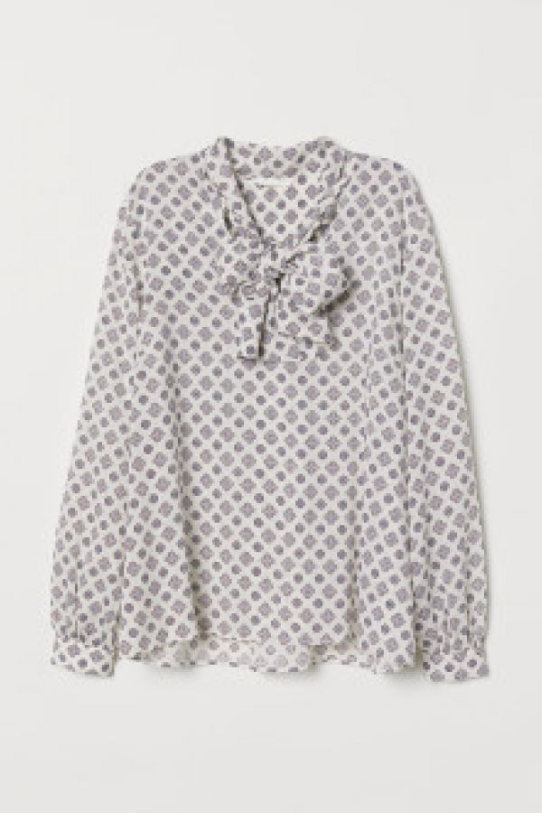 Bluza cu motive si cu snur