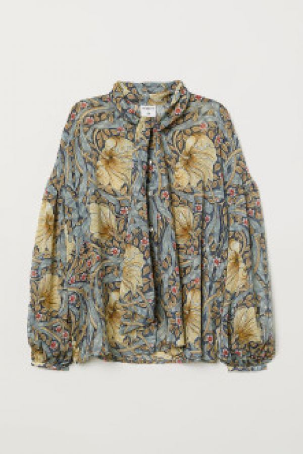  Bluza cu motive si cu snur