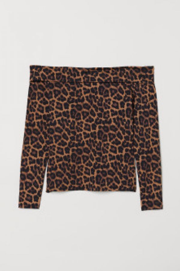  Bluza cu umerii goi