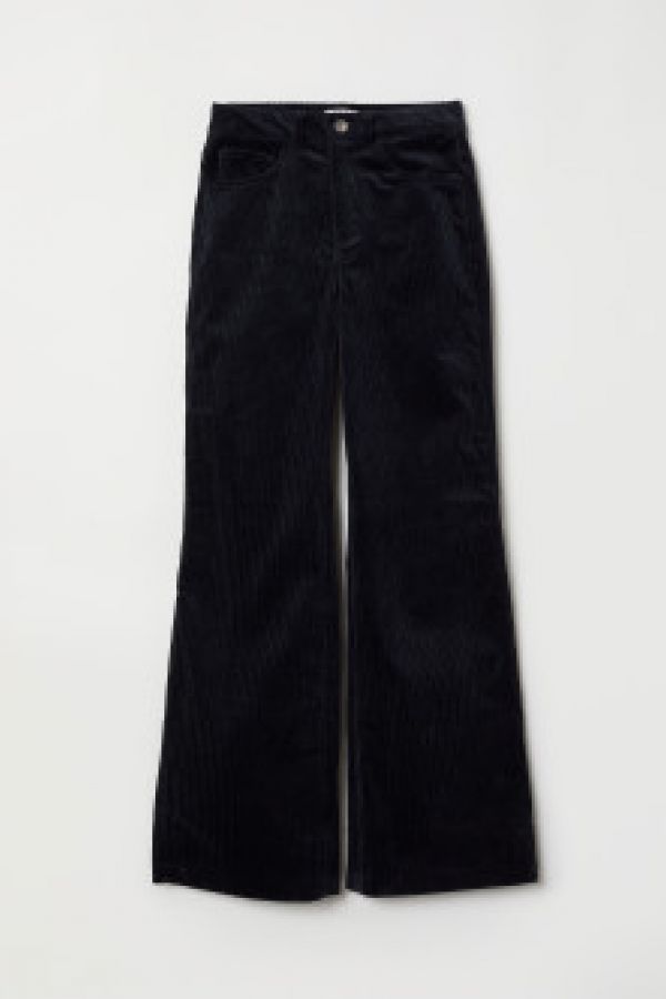  Pantaloni largi de catifea