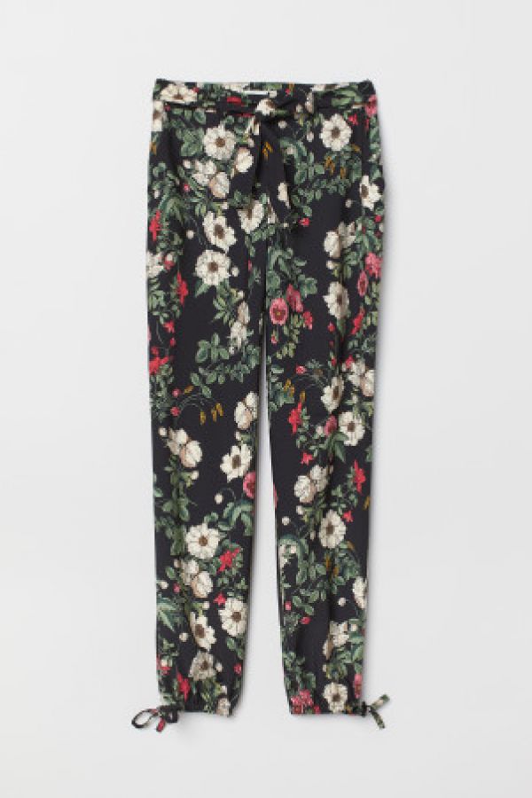  Pantaloni cu motive