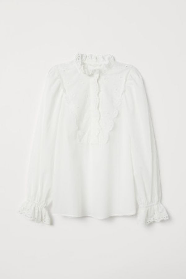  Bluza cu broderie englezeasca