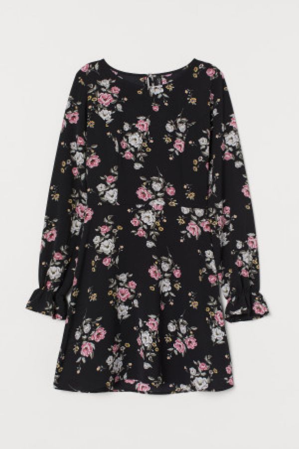  Rochie din tesatura crep