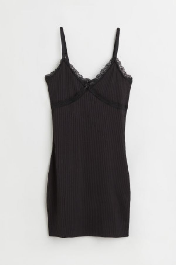  Rochie mulata reiata