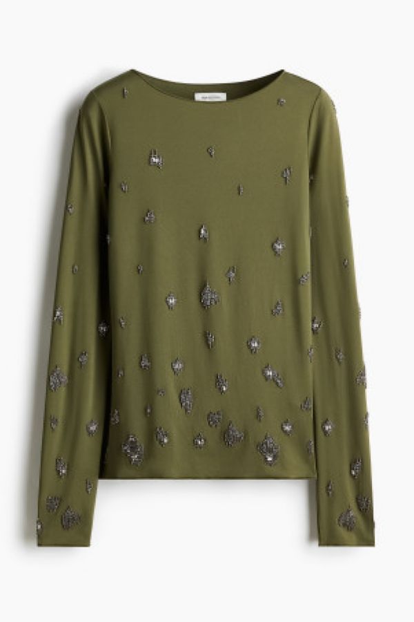  Bluza decorata cu margele