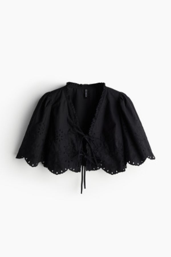  Bluza cropped cu broderie englezeasca