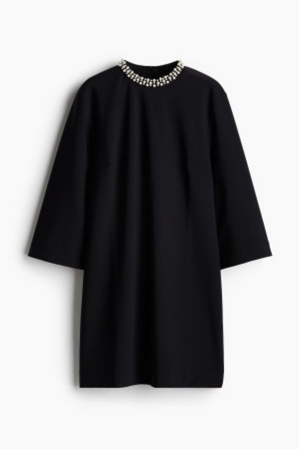  Rochie cu margele la guler