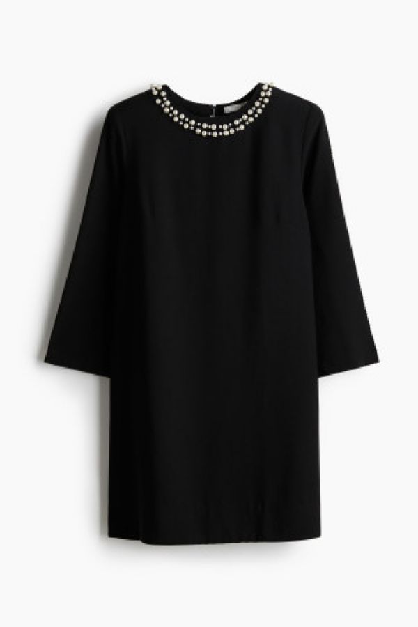  Rochie cu decoratiuni