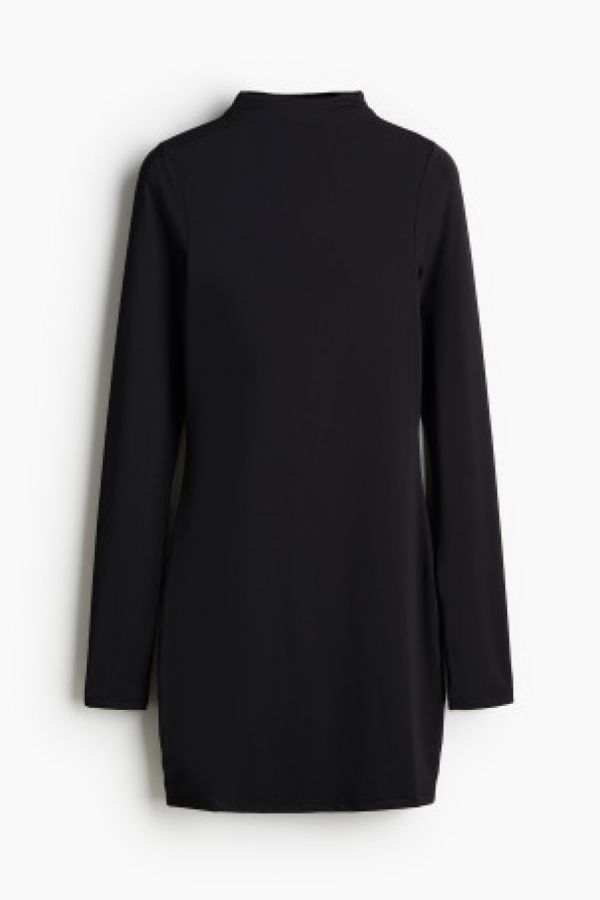  Rochie mini cu guler inalt