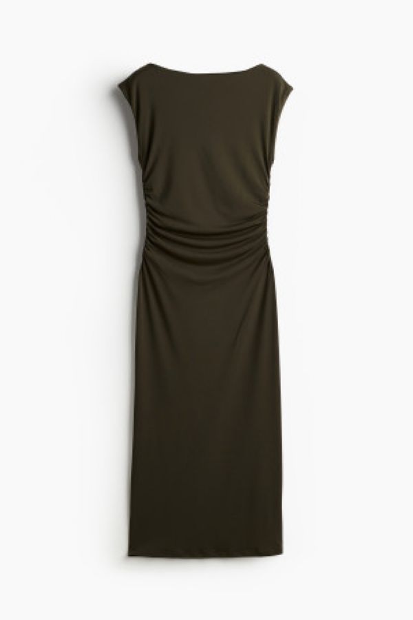  Rochie cu maneci-capac