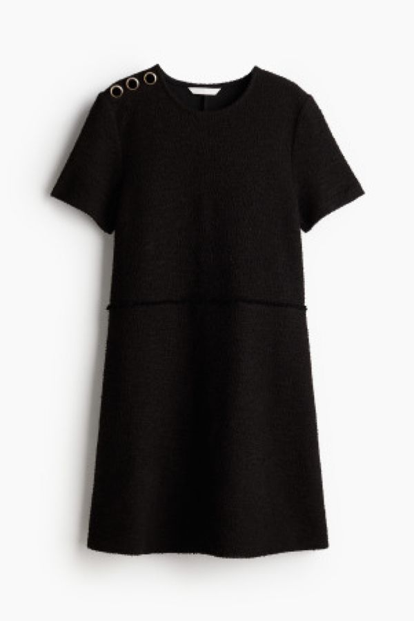  Rochie cu nasturi