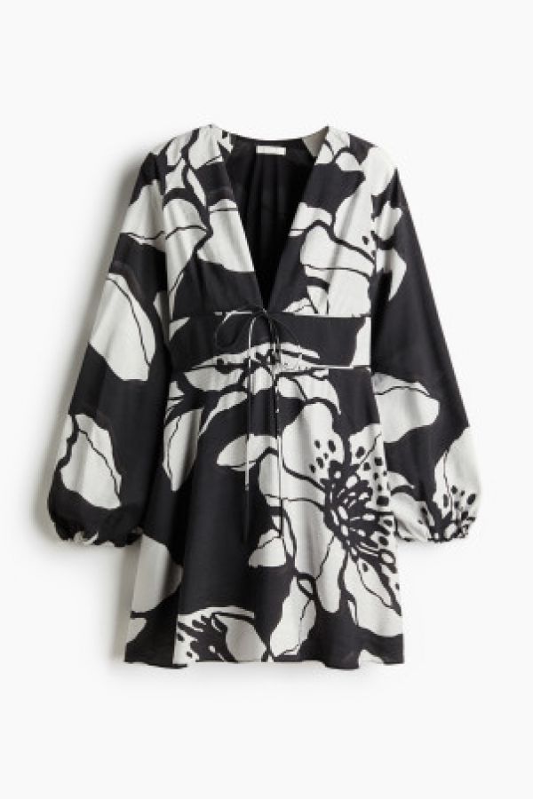  Rochie cu decolteu in V