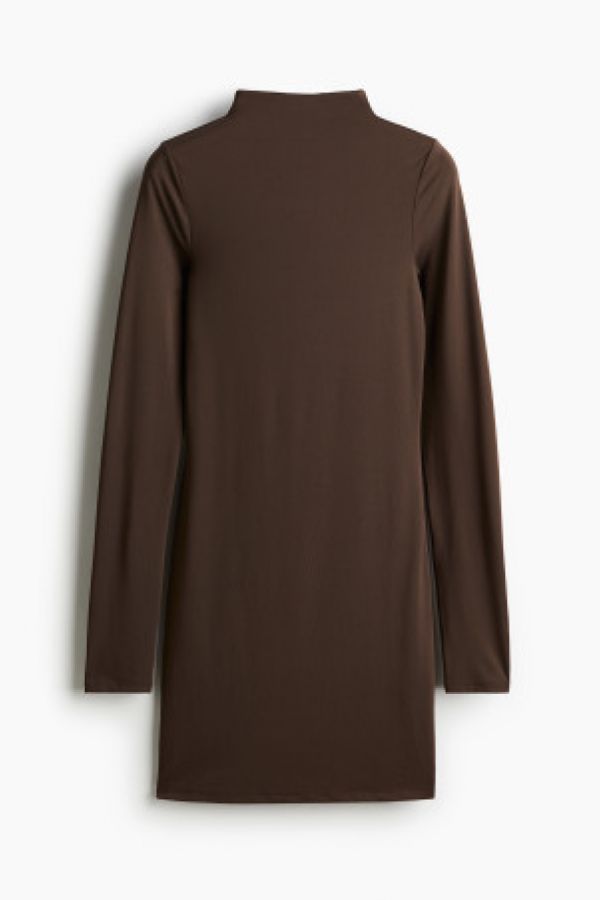 Rochie mini cu guler inalt
