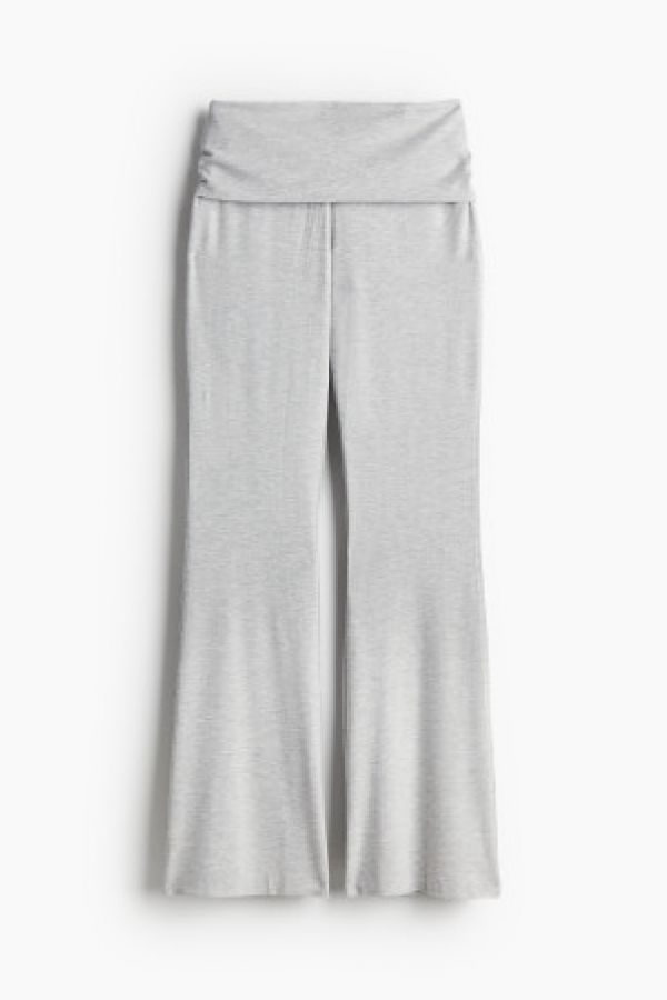  Pantaloni evazati din jerseu