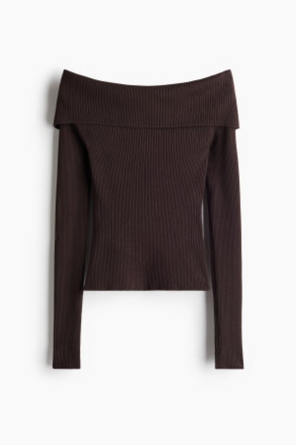  Bluza tricotata reiat cu umerii goi
