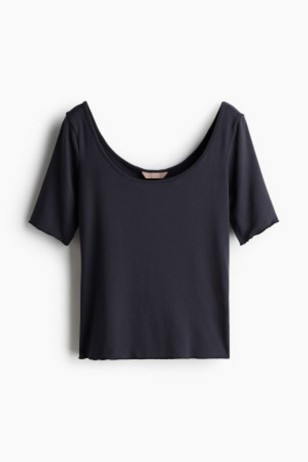  Bluza cu decolteu adanc