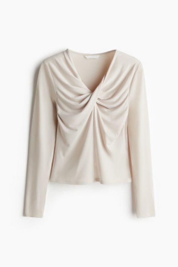  Bluza cu detaliu rasucit