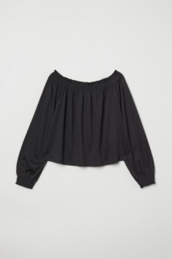  Bluza cu umerii goi