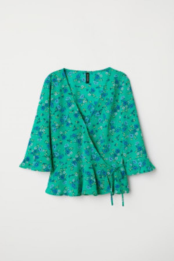  Bluza petrecuta in V