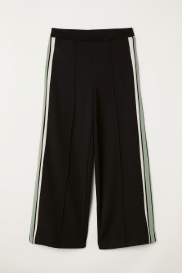  Pantaloni cu elastic in talie